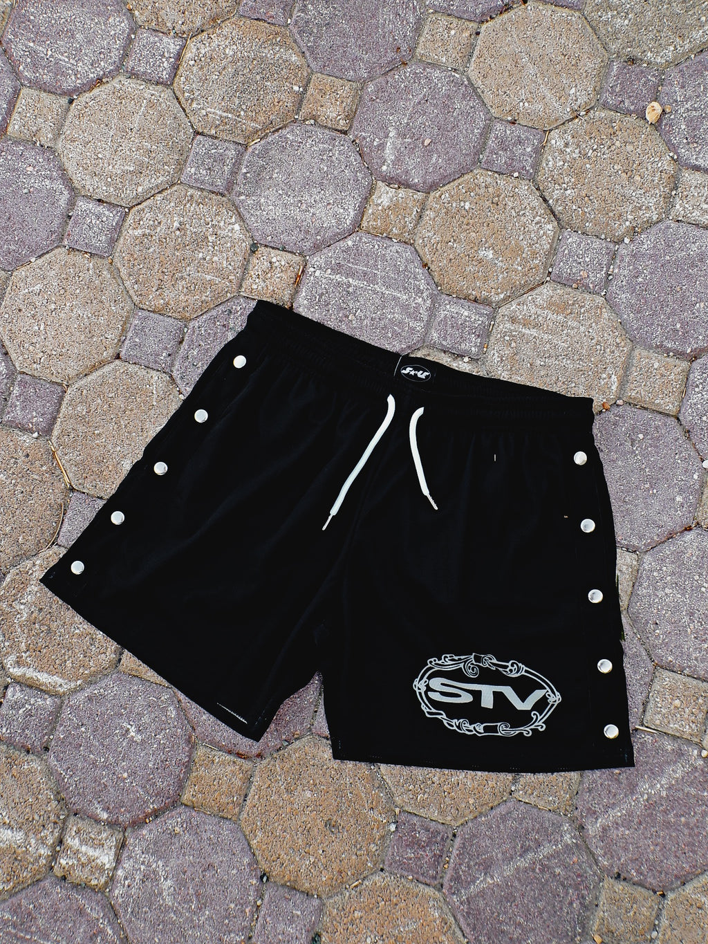 BLCK SHORTS (Trust Collection)
