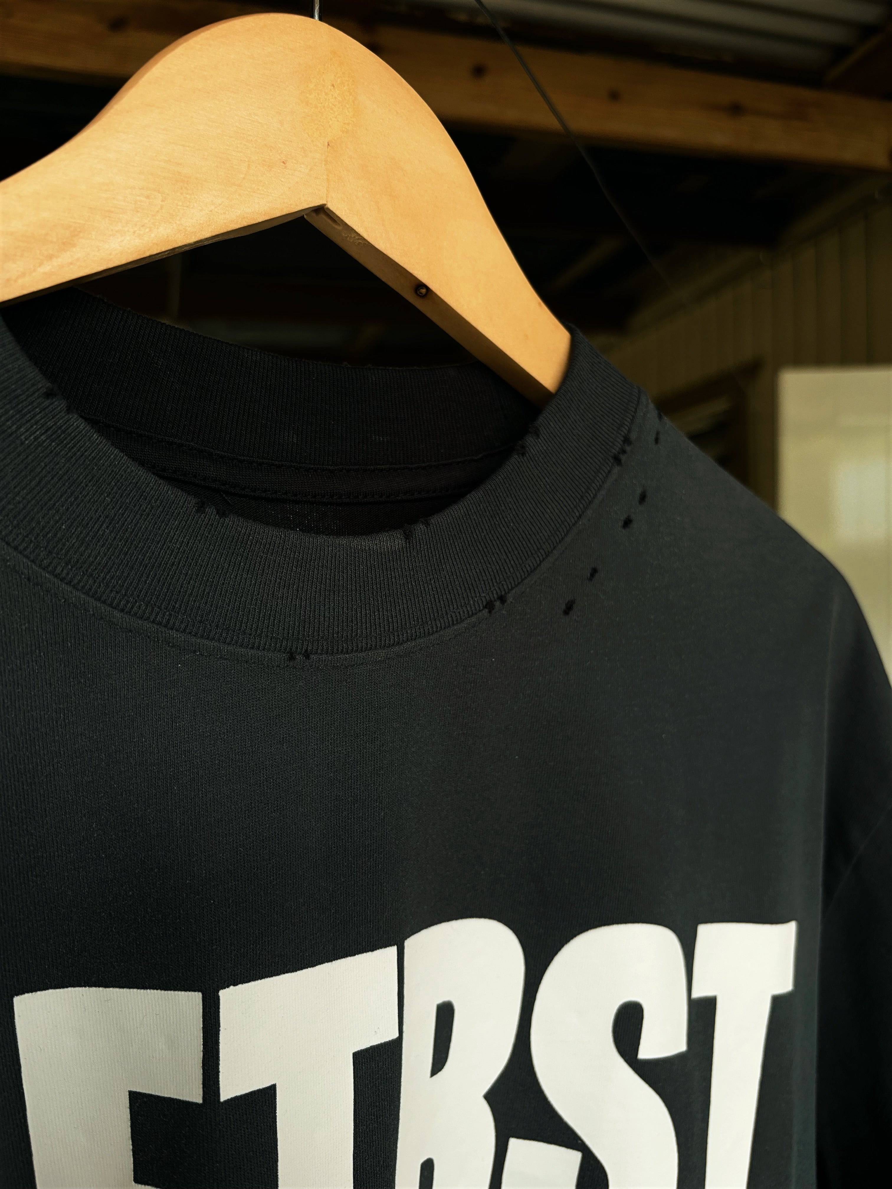 SLFTRST TEE